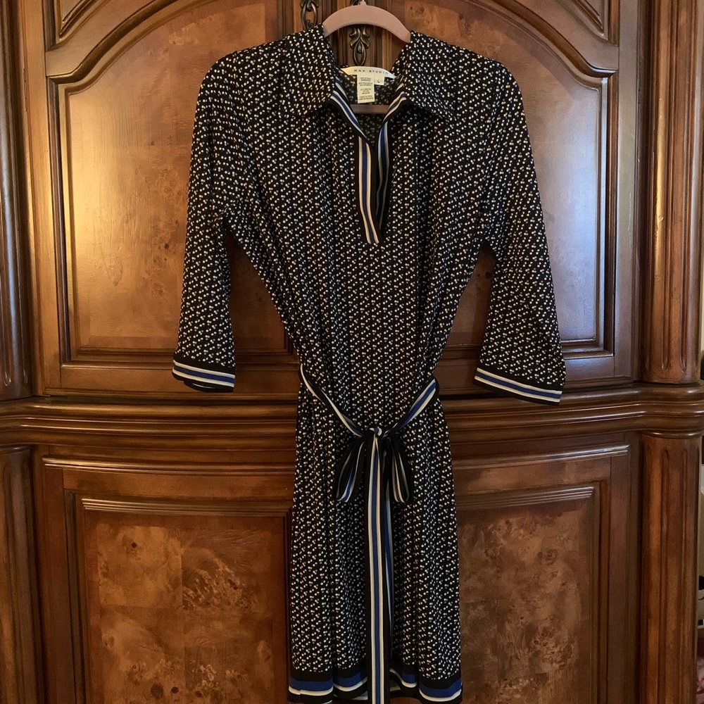 Mini polka dot all year round dress size large.